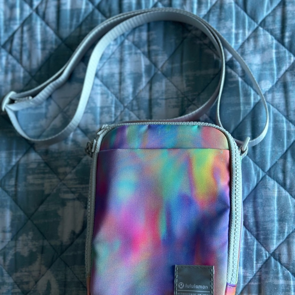 Lululemon Athletica Easy Access Crossbody Bag